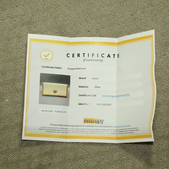 Authentic Gucci Vintage Ivory Micro GG Supreme Coated Canvas Wallet - Picture 6 of 6